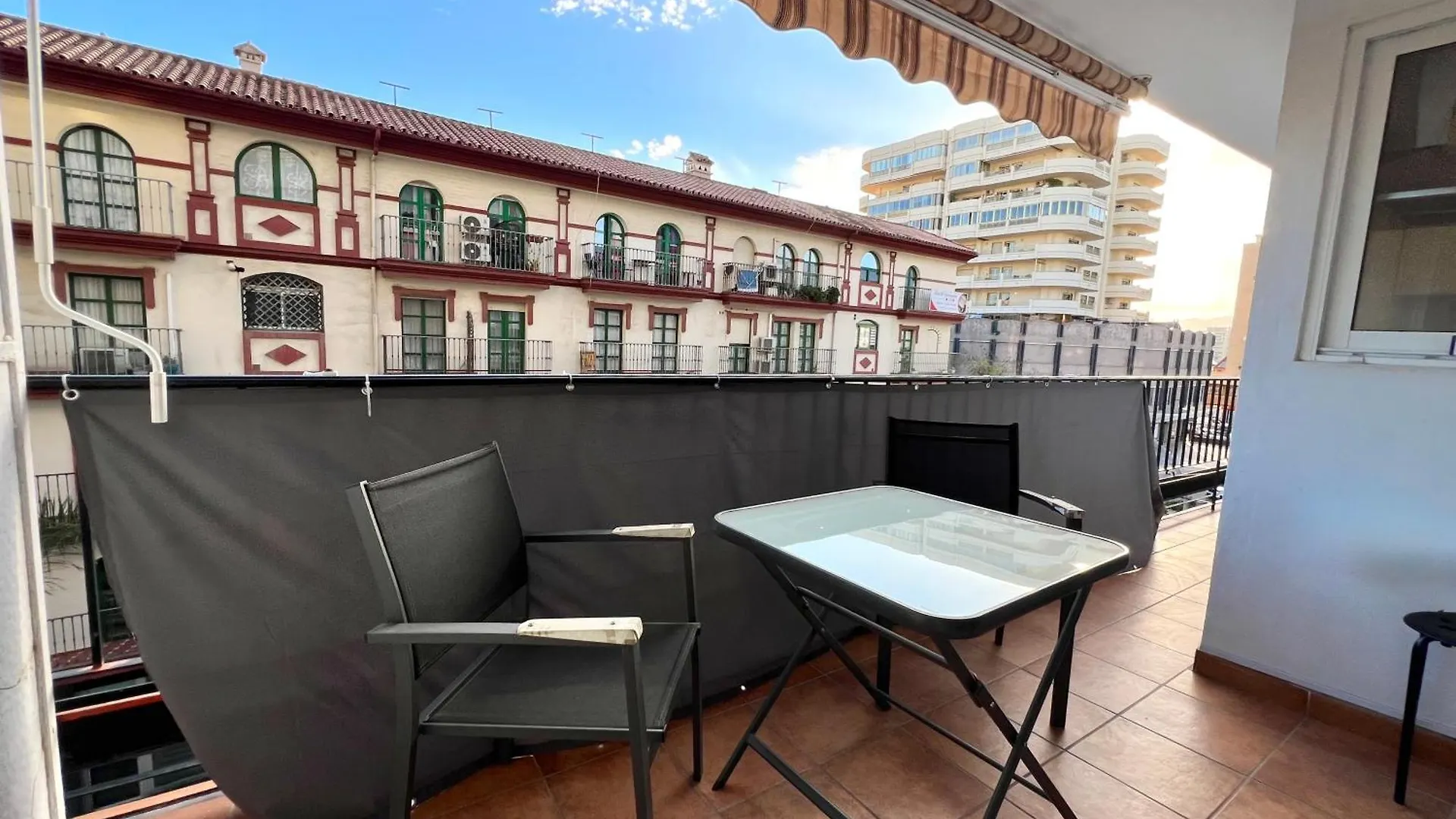 Urban Bay City Center & Beach Apartment Fuengirola 0*,  Spain
