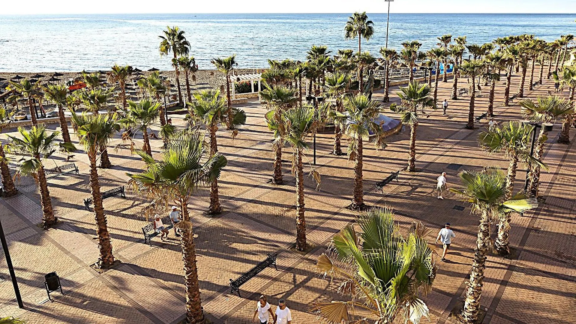 Urban Bay City Center & Beach Apartment Fuengirola